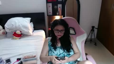 sandra online show from November 20, 10:27 am