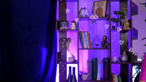 Snapshot of bailey_evans chatting on October 11, 6:51 am Bailey online show from October 11, 6:51 am