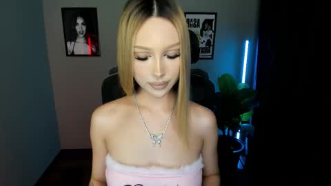 Snapshot of baklajan1907 chatting on September 11, 3:45 pm Baklajan online show from September 11, 3:45 pm