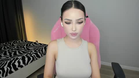 Snapshot of baklajan1907 chatting on January 8, 3:28 pm Baklajan online show from January 8, 3:28 pm