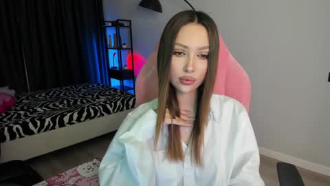 Snapshot of baklajan1907 chatting on February 8, 4:25 pm Baklajan online show from February 8, 4:25 pm