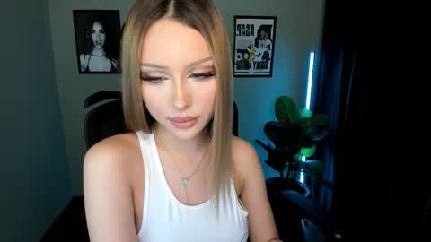 Snapshot of baklajan1907 chatting on October 19, 6:10 pm Baklajan online show from October 19, 6:10 pm