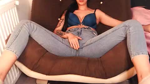 Amy online show from October 21, 10:03 pm