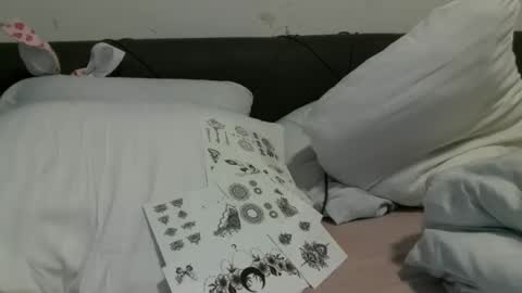 charliejones online show from October 3, 1:27 pm