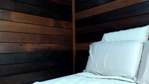 BARBARA DOMME online show from March 31, 8:09 pm