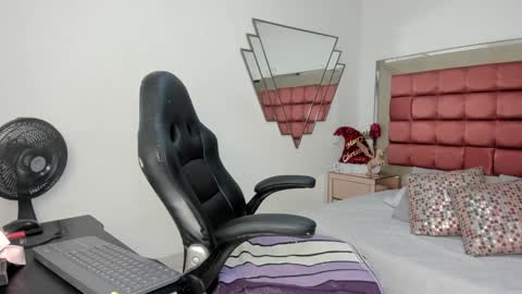Barbara  online show from December 12, 6:10 pm