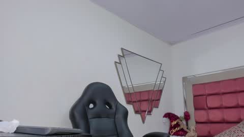 Barbara  online show from December 11, 12:02 pm