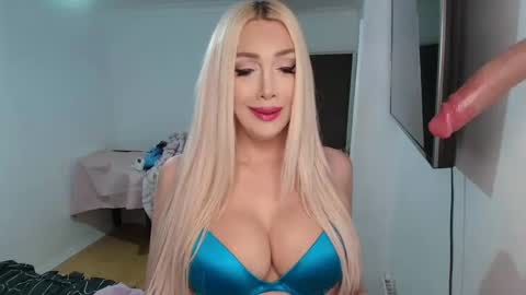 Barbi Bentley online show from January 27, 7:14 am