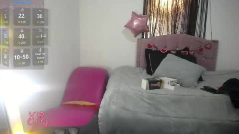 Sofia P online show from April 21, 11:50 am