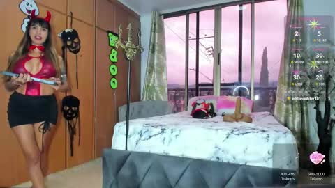 Snapshot of barbiefoxx chatting on October 10, 9:20 pm Barbiefoxx online show from October 10, 9:20 pm