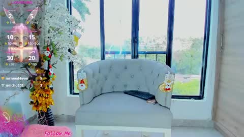 Snapshot of barbiefoxx chatting on December 17, 8:21 pm Barbiefoxx online show from December 17, 8:21 pm