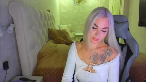 Snapshot of barbiemi chatting on September 30, 8:57 pm Barbie online show from September 30, 8:57 pm