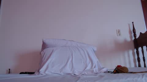 bayonette_black online show from October 10, 2:22 pm