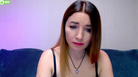 Snapshot of bb__bonami_ chatting on December 21, 3:20 pm bb__bonami_ online show from December 21, 3:20 pm