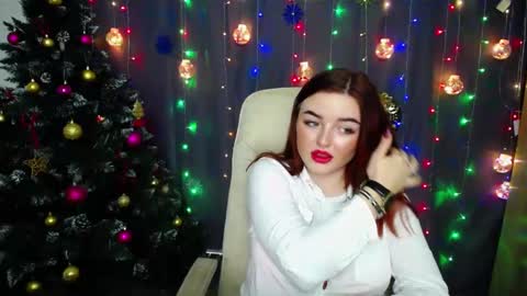 Snapshot of bbnicolpots chatting on December 9, 8:00 am bbnicolpots online show from December 9, 8:00 am