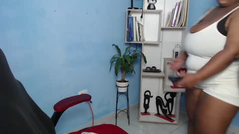 Charlote online show from December 23, 12:08 pm
