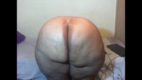 bbwcarol324508 online show from September 15, 5:42 pm