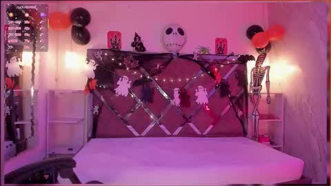 Cloe  online show from October 23, 5:24 am