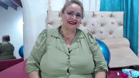 Salome online show from December 28, 11:59 pm