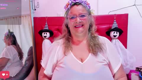 Salome online show from October 3, 8:58 pm