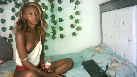 Smiles online show from March 6, 5:03 am