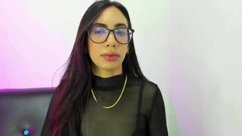 daniela villamizar online show from December 17, 2:55 pm