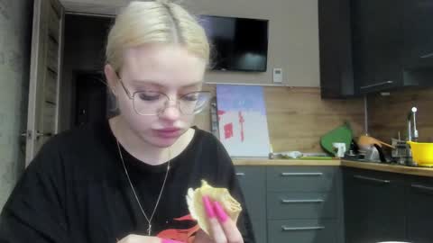 Summer BABY online show from February 8, 1:33 pm