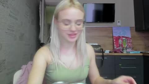 Summer BABY online show from March 5, 12:00 pm