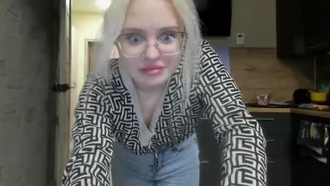 Summer BABY online show from February 19, 4:00 pm