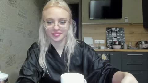 Summer BABY online show from January 23, 5:10 pm