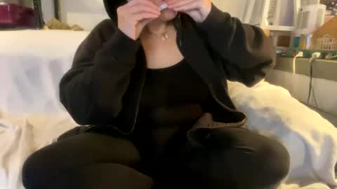 BeachyMILF online show from February 6, 3:41 pm