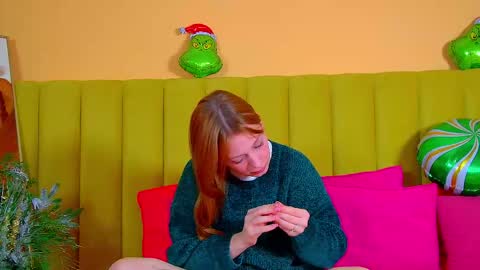 Beatrice online show from December 13, 8:15 pm