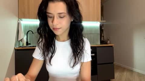 Katie online show from October 11, 8:44 pm