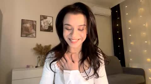 Katie online show from November 21, 3:25 pm