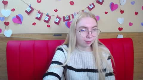 Snapshot of beatriceflyy chatting on February 20, 12:15 pm BeatriceFlyy online show from February 20, 12:15 pm
