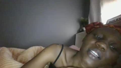 Lil stunner online show from January 3, 7:49 am