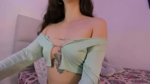 beautiful_2_0 online show from March 29, 6:07 pm