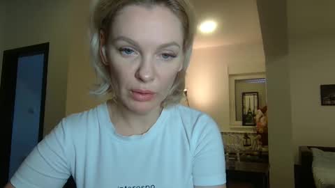 Beautifulkollette online show from January 14, 11:31 am