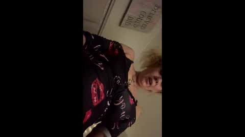 beauty0829 online show from October 27, 7:37 am