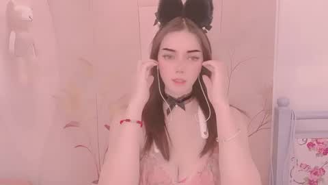 Snapshot of beauty_lulu chatting on February 27, 7:12 am LULU online show from February 27, 7:12 am