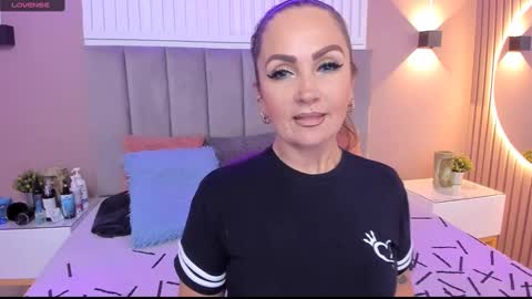 Chantall online show from February 16, 7:38 pm