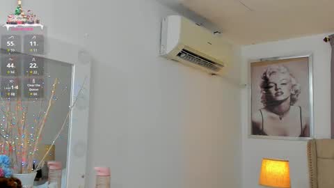 Ariana Reyes online show from December 19, 12:52 pm