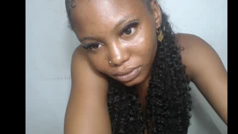 beautyslut1 online show from May 15, 7:27 pm