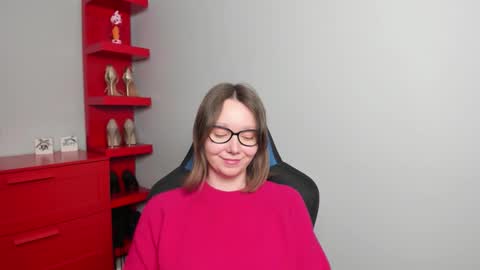 Zoe online show from February 12, 8:05 am