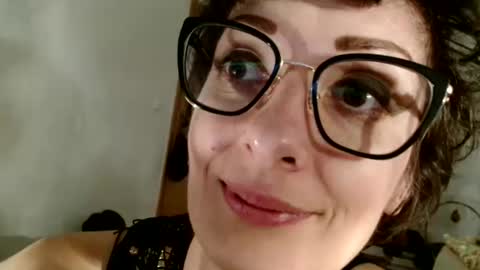 Raluca online show from February 25, 10:08 pm