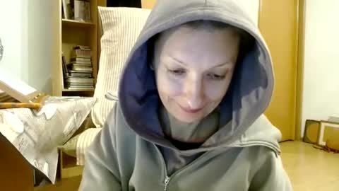 Raluca online show from February 13, 8:13 pm