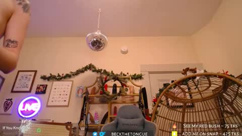 Beck the tongue online show from January 15, 11:00 pm