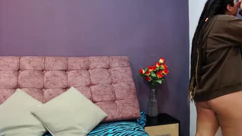 Snapshot of becky__huston chatting on October 15, 1:25 pm Becky online show from October 15, 1:25 pm