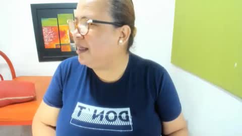 beckyummys online show from December 21, 12:06 pm