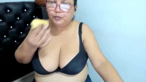 Snapshot of beckyummys chatting on October 26, 12:22 pm beckyummys online show from October 26, 12:22 pm